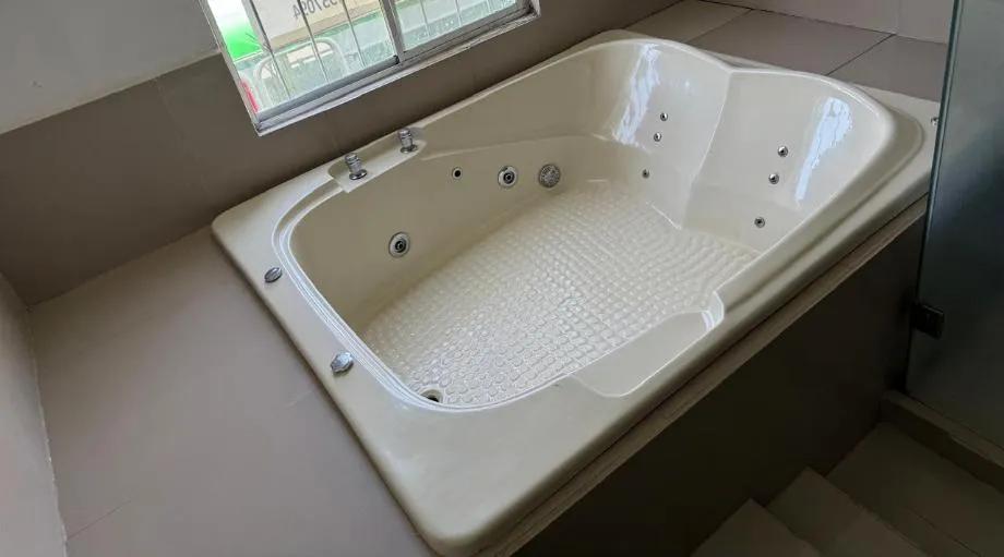 secondary property images 2