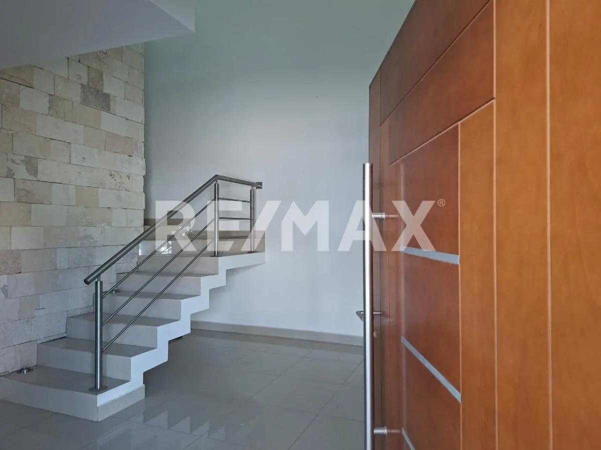 secondary property images 0