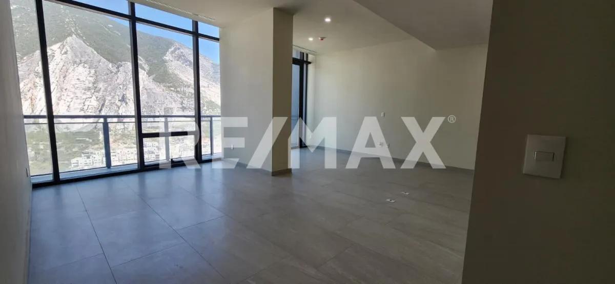 main property photo