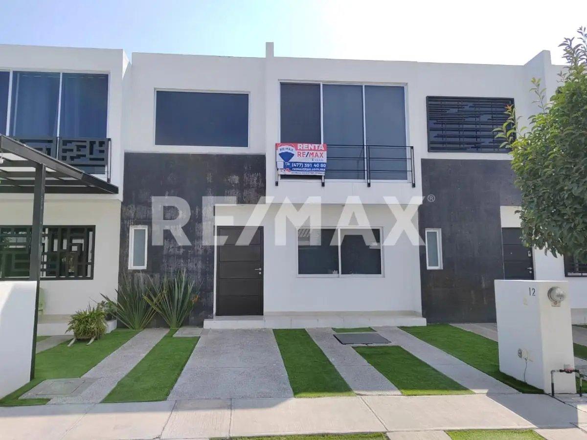 main property photo