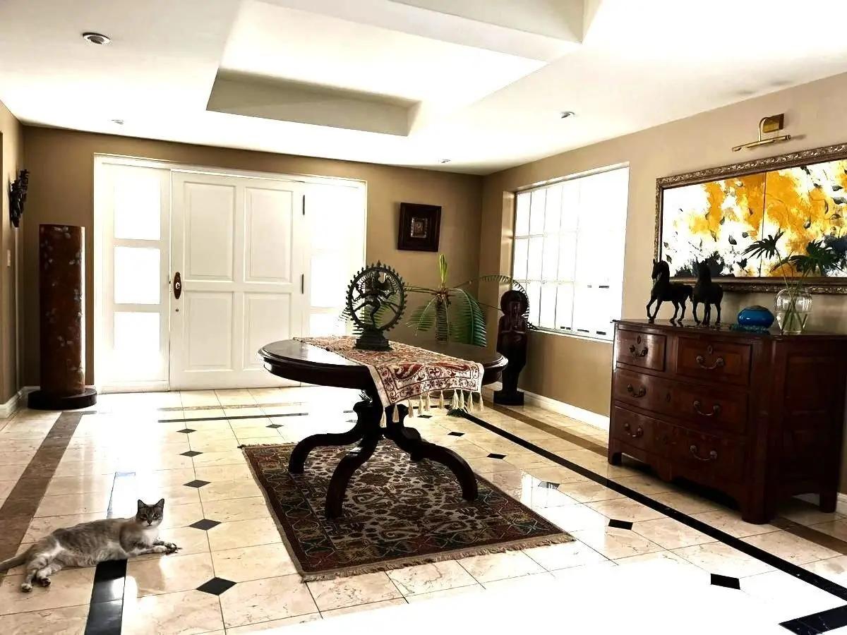 secondary property images 0