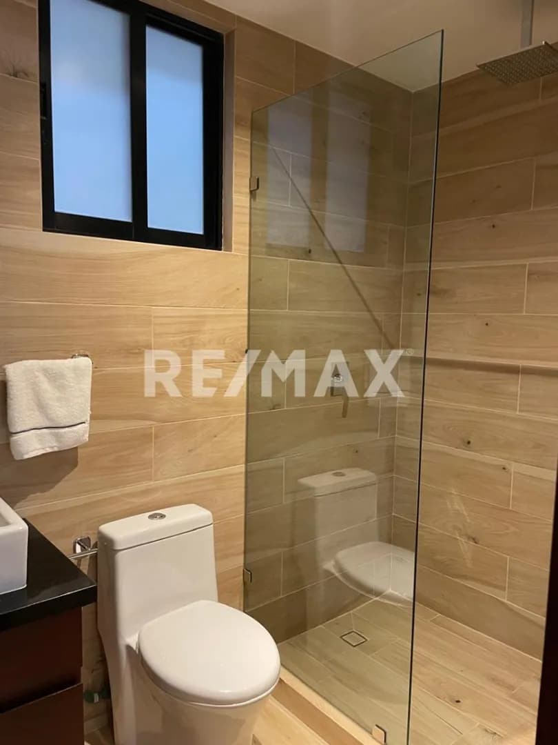 secondary property images 2