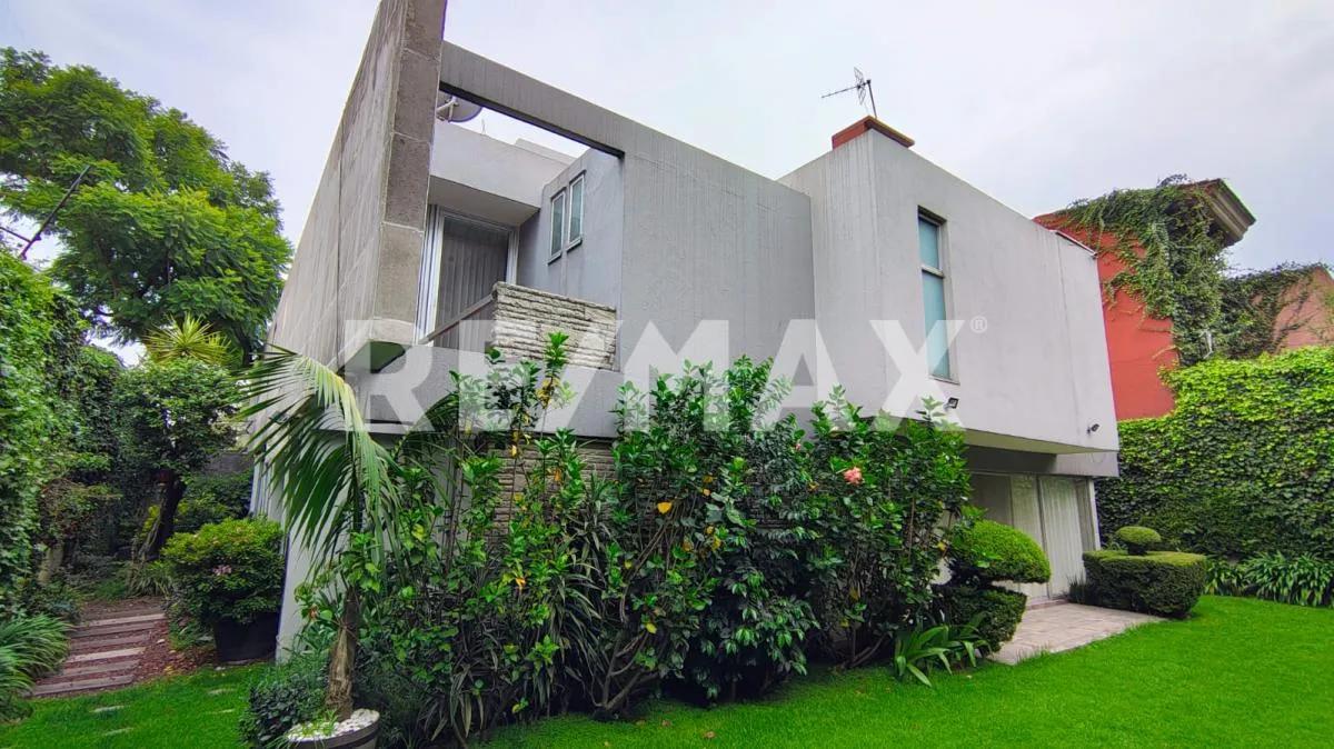 main property photo