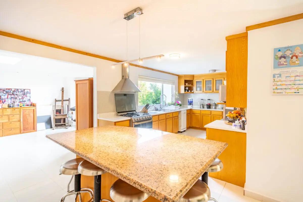 secondary property images 1