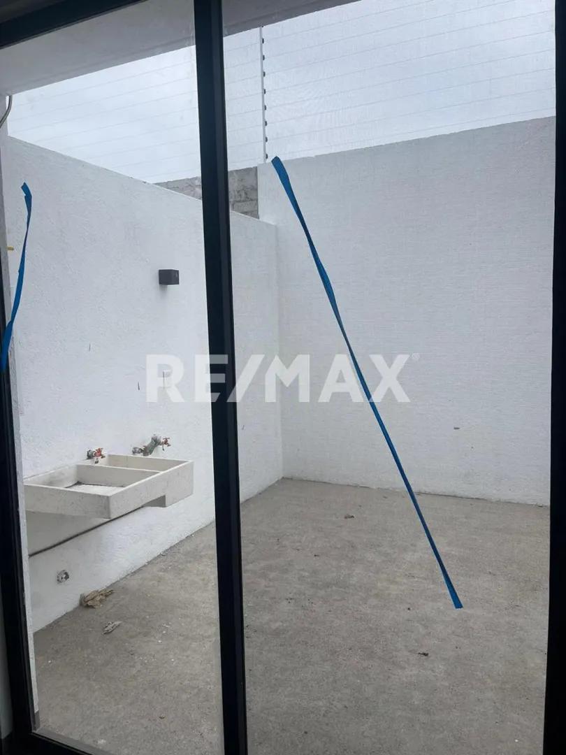 secondary property images 3