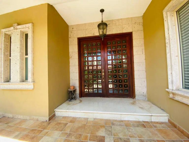 Property Image Property Image