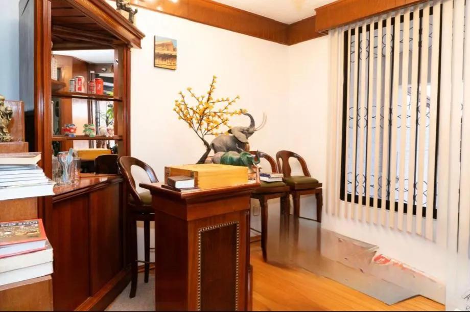 secondary property images 0