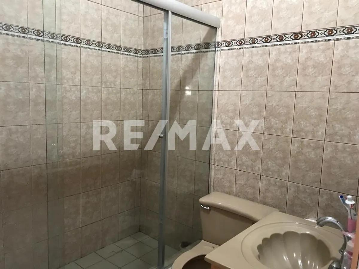 secondary property images 3