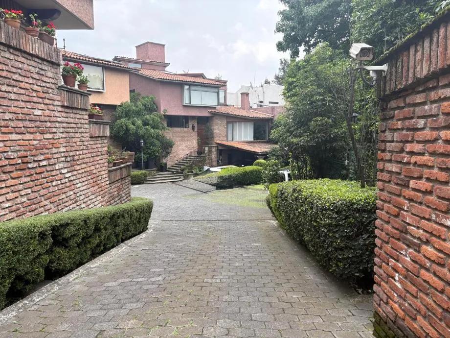 secondary property images 0