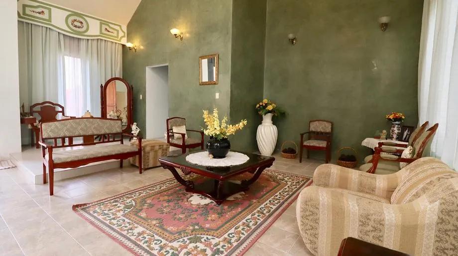 secondary property images 0