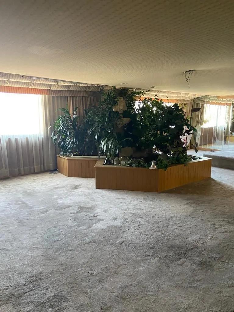 main property photo