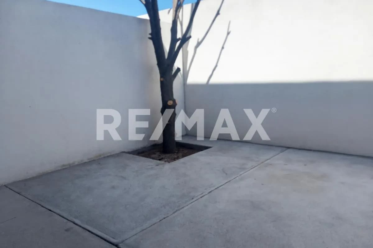 secondary property images 3