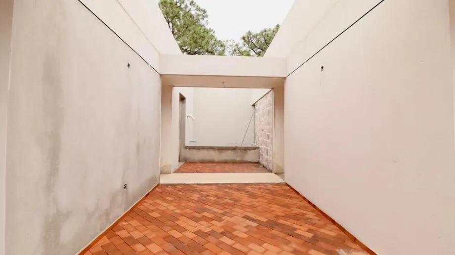 secondary property images 2