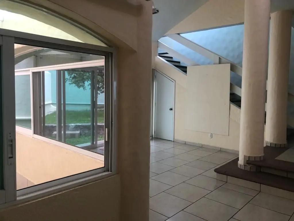 secondary property images 0