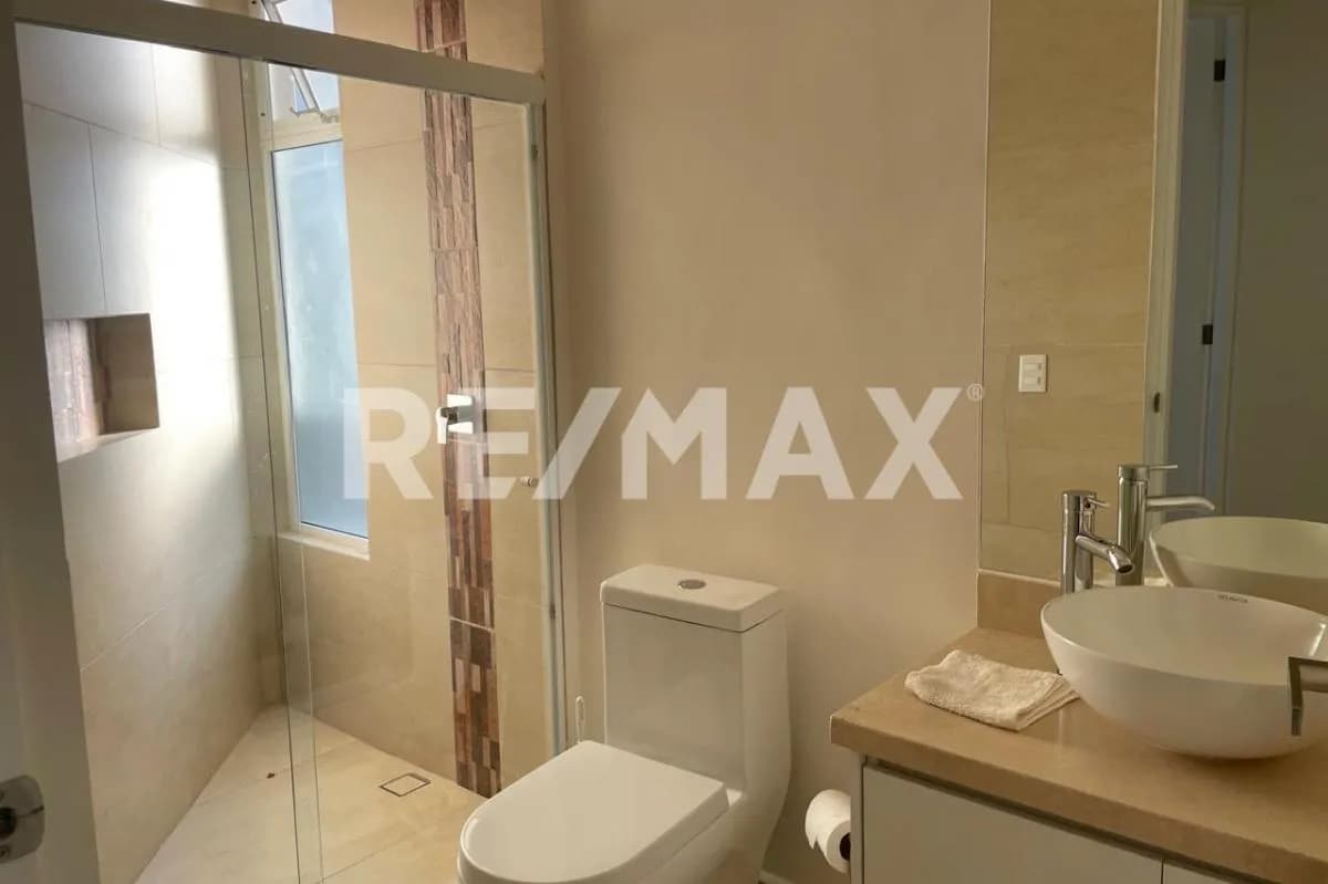 secondary property images 3