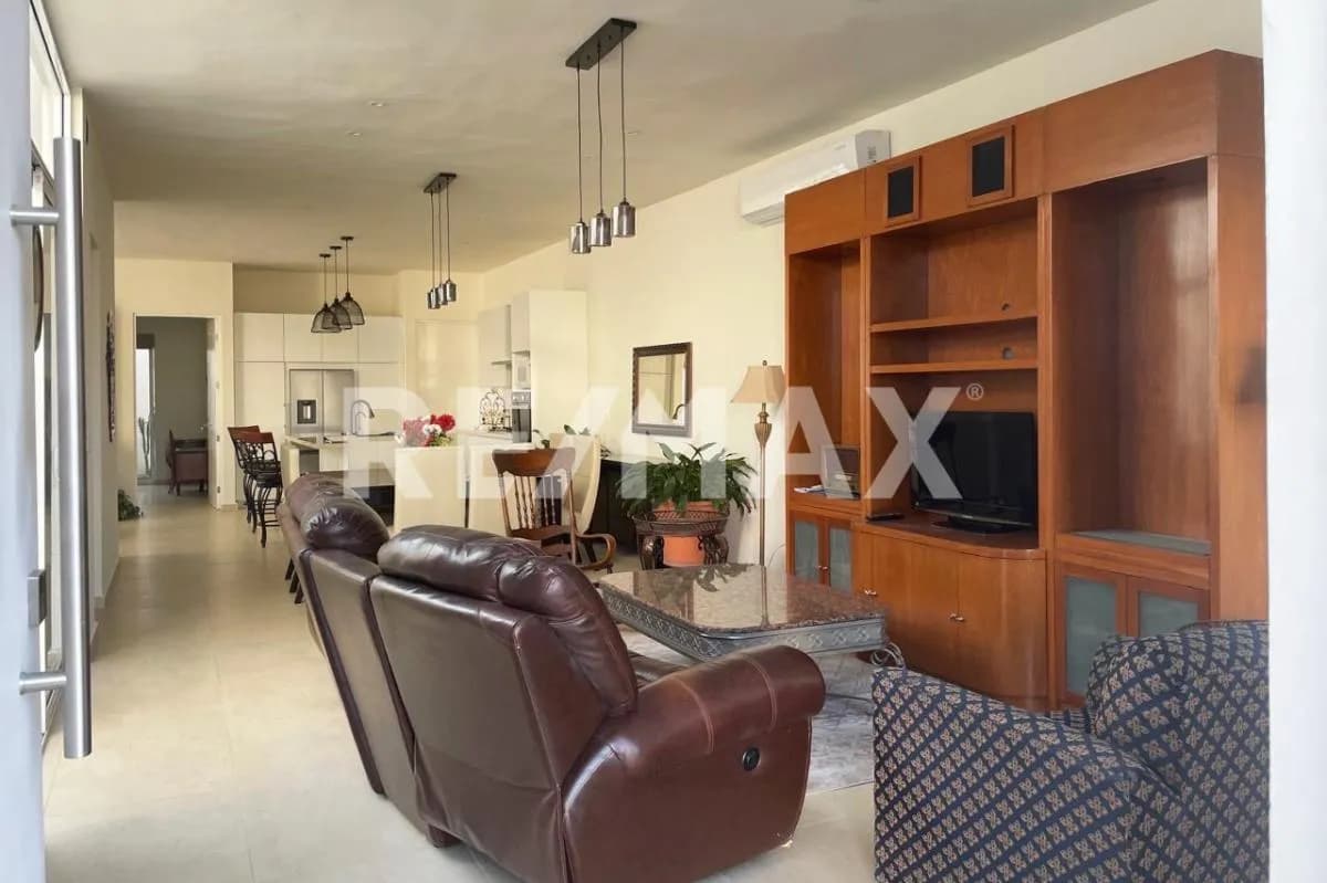 secondary property images 0