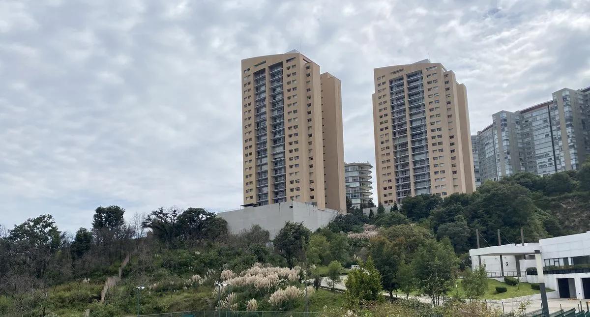 secondary property images 0