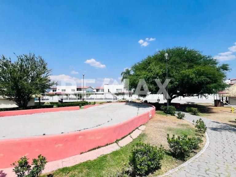 Property Image Property Image