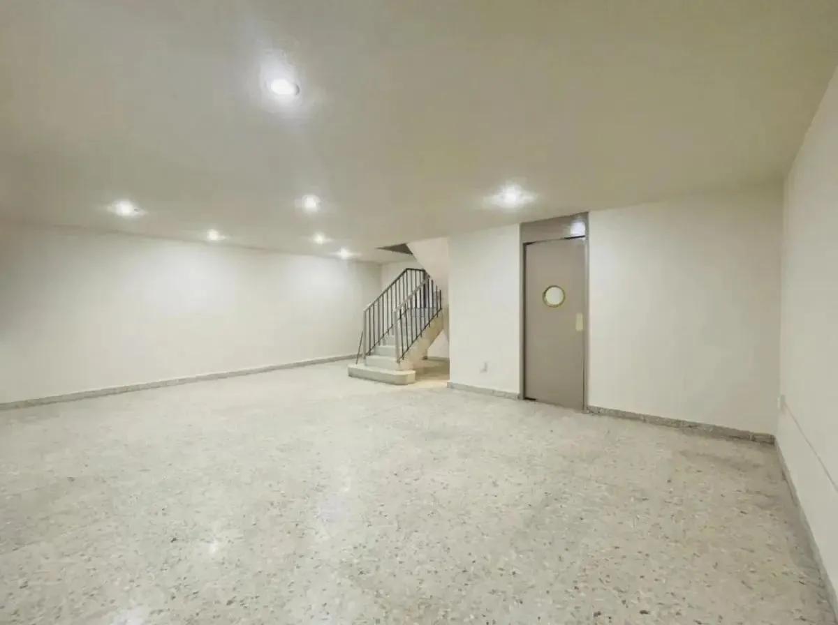 secondary property images 0