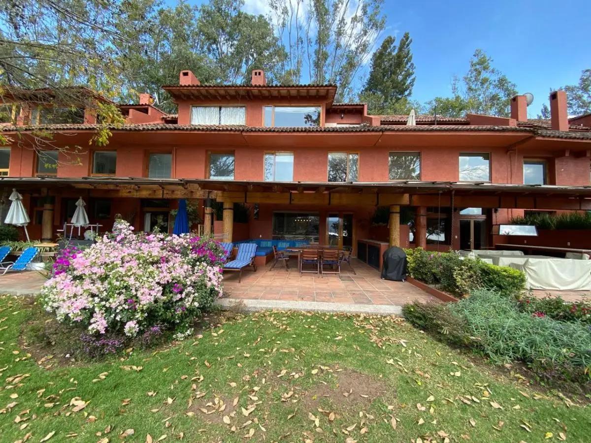 secondary property images 0