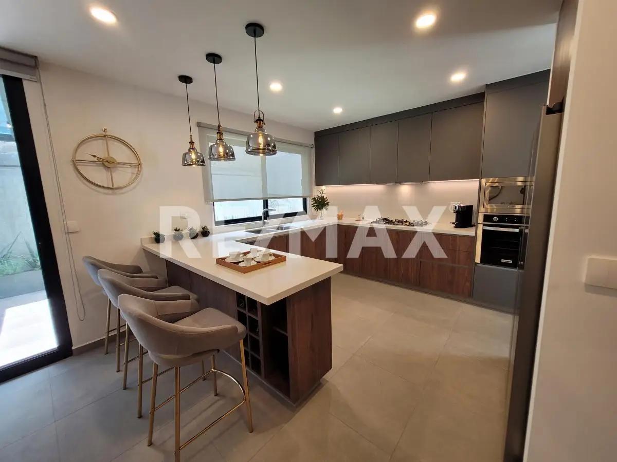 secondary property images 0