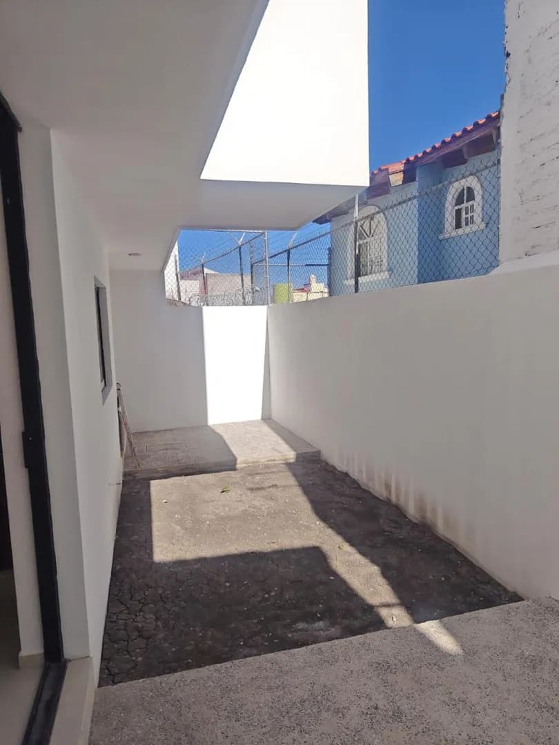 secondary property images 1