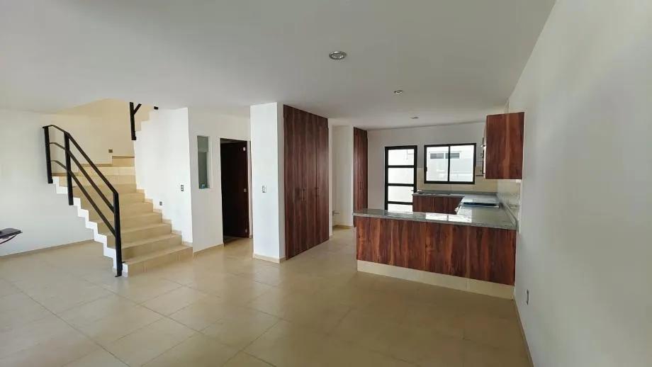 secondary property images 0