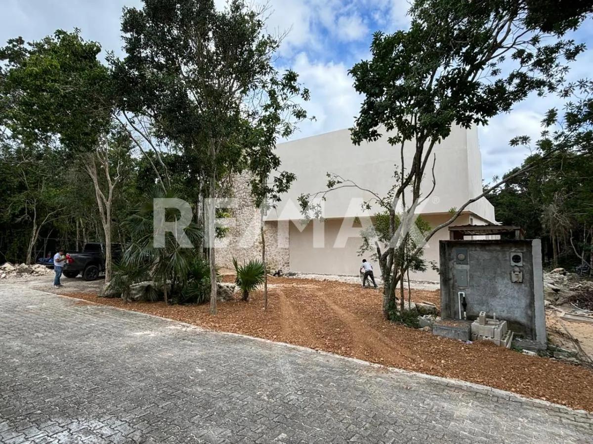 secondary property images 0