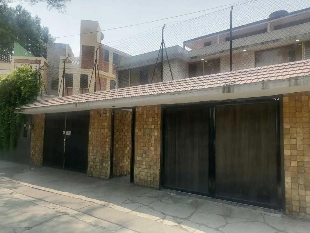 main property photo