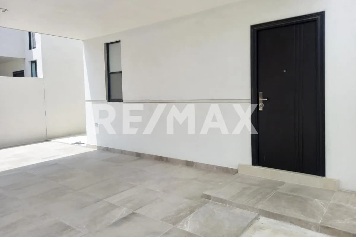 secondary property images 0