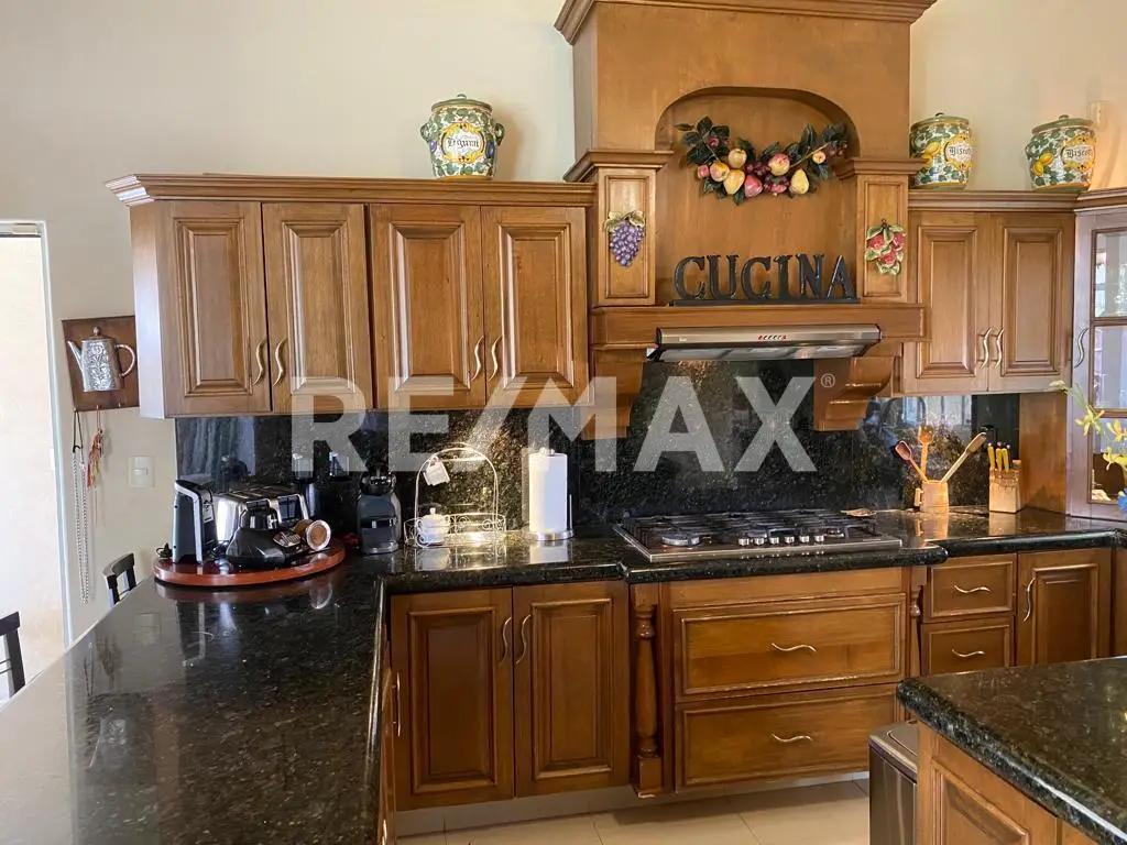 secondary property images 1