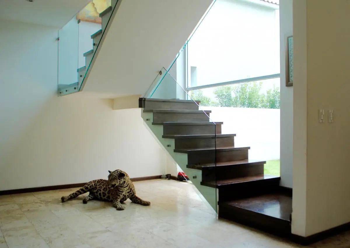 secondary property images 1