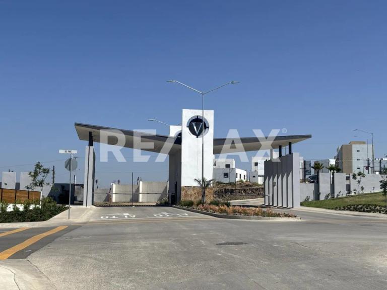 Property Image Property Image