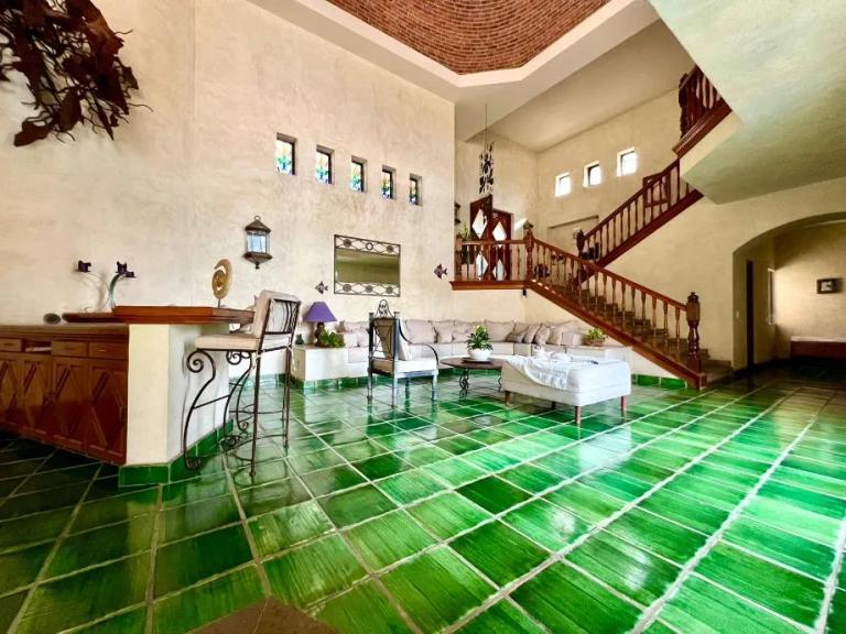 Property Image Property Image