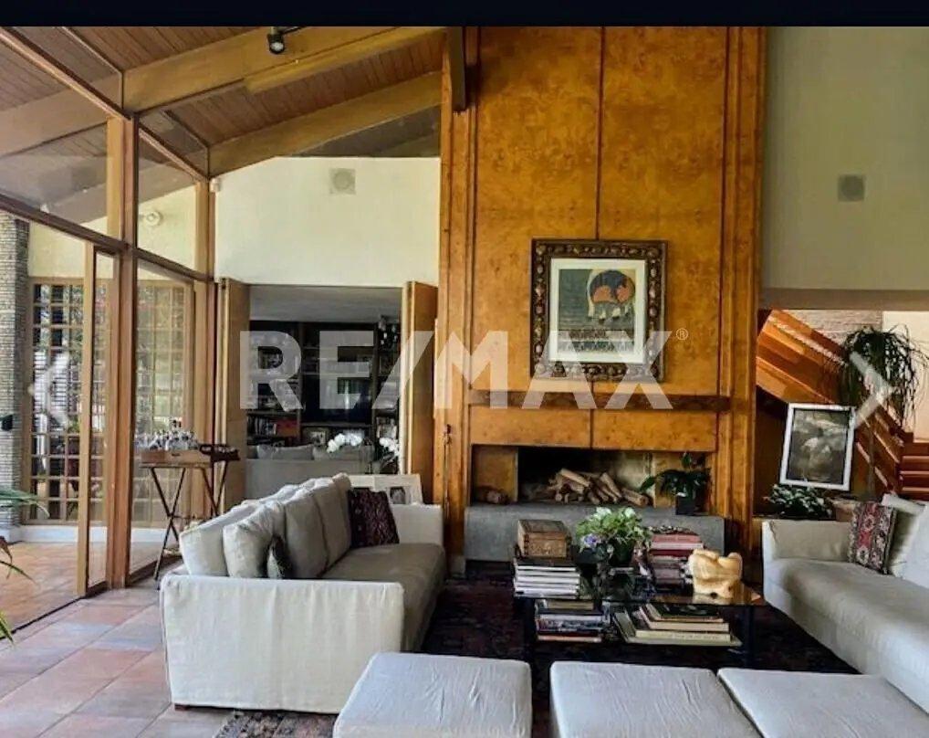 main property photo
