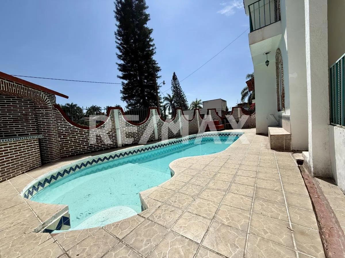 secondary property images 0