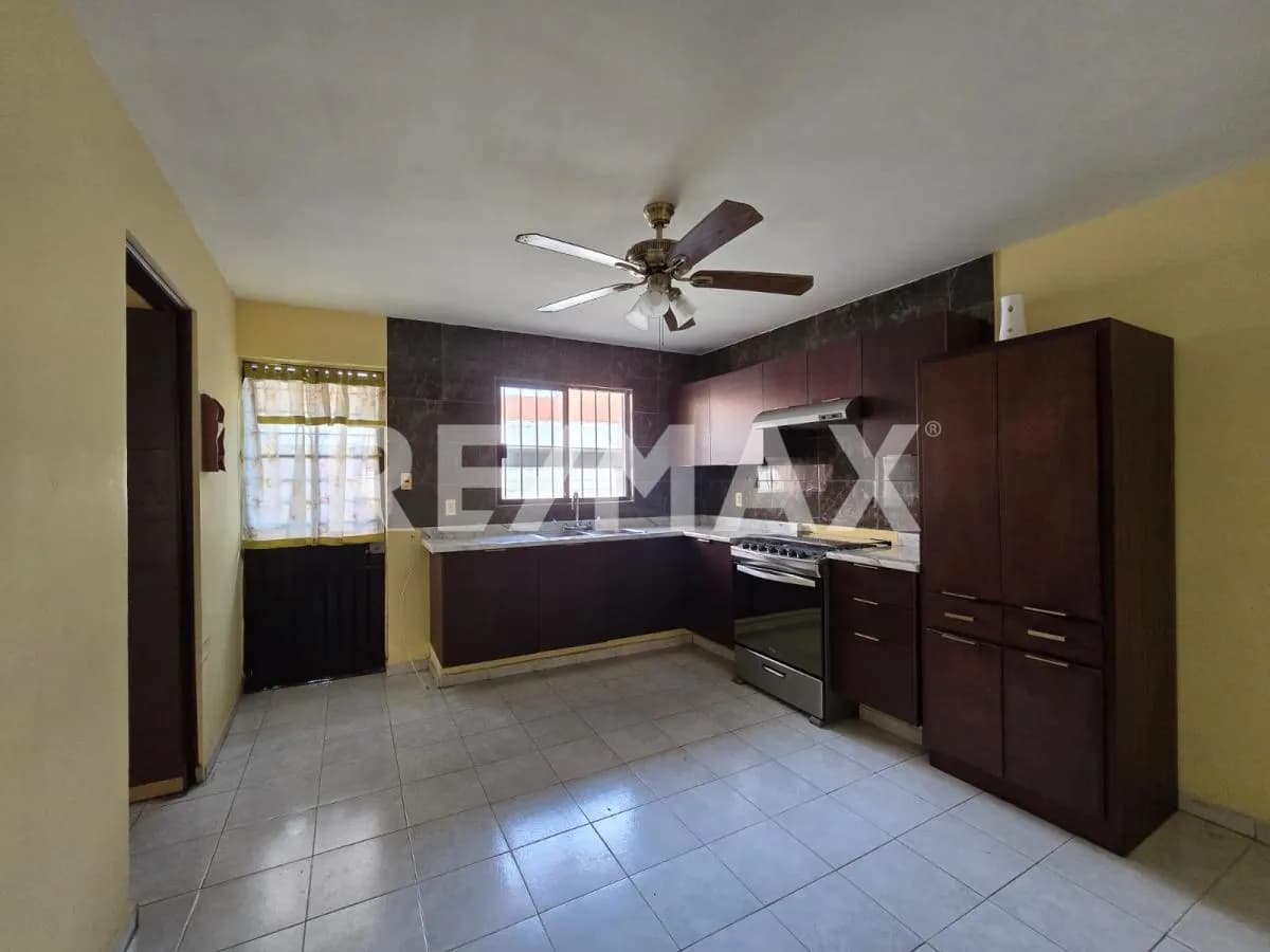 secondary property images 0