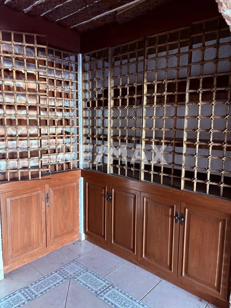 secondary property images 0