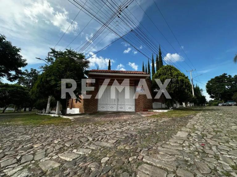 Property Image Property Image