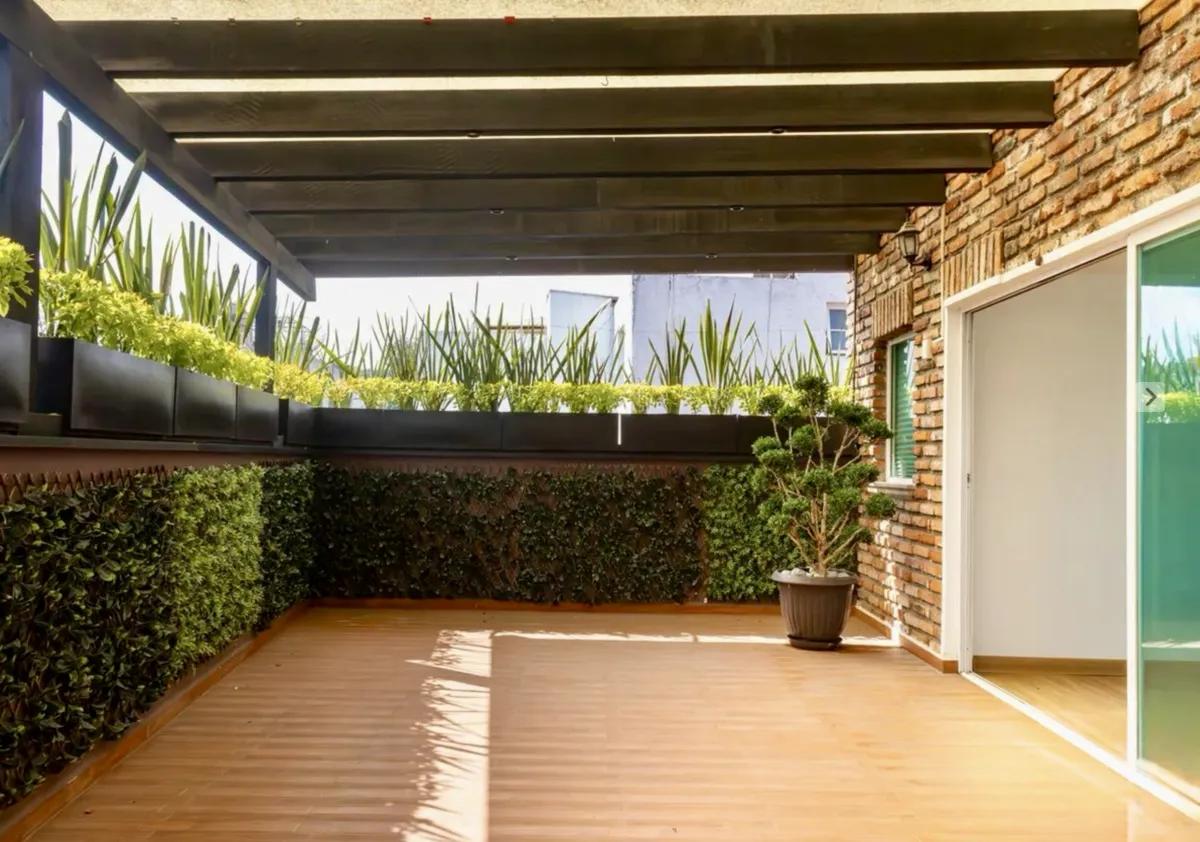 main property photo