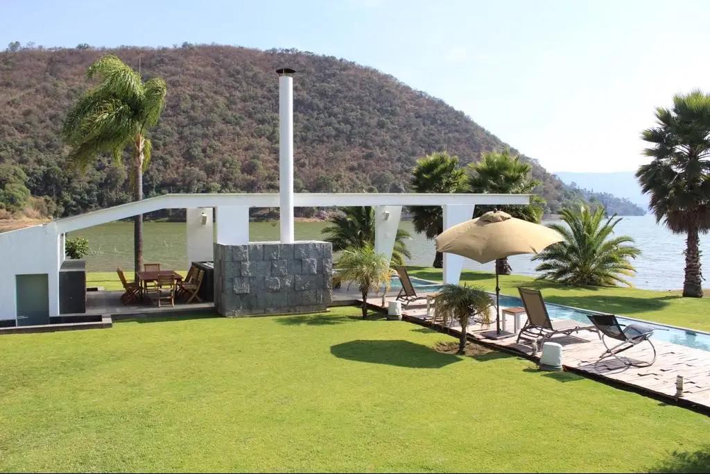 secondary property images 0