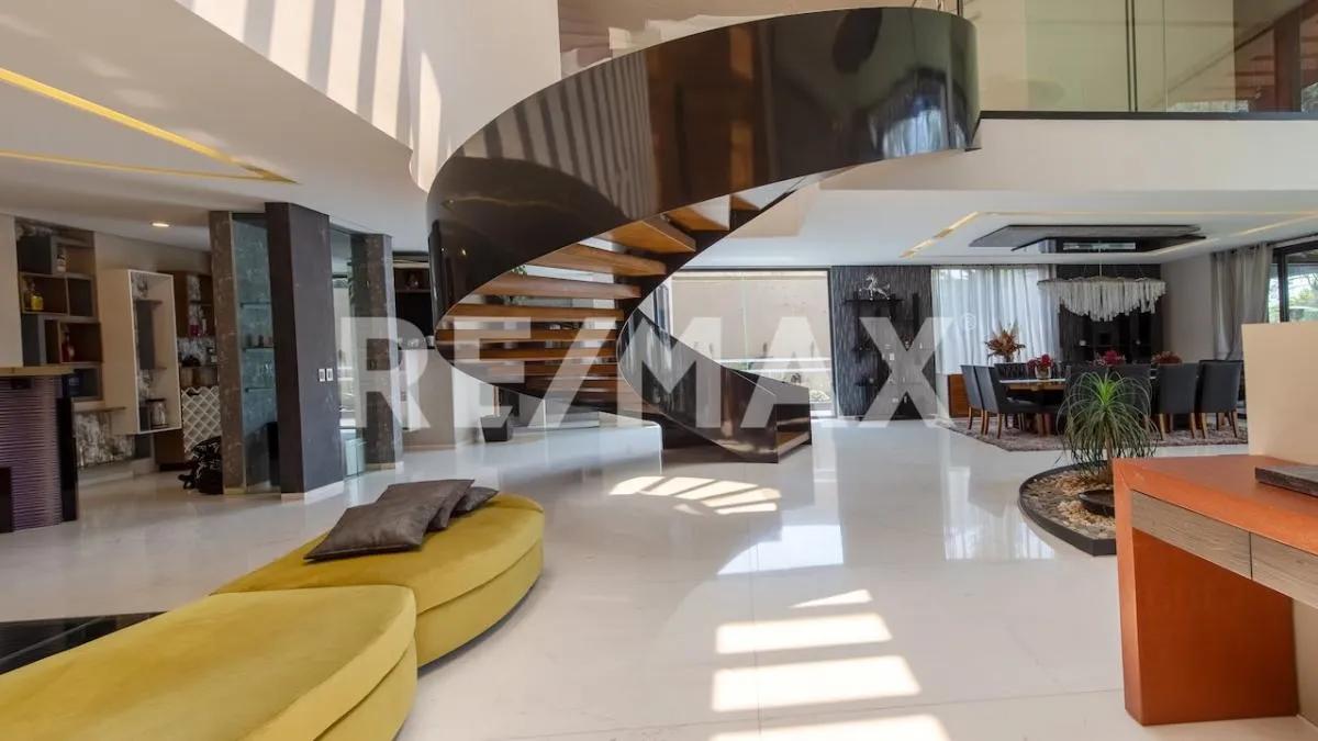 secondary property images 0