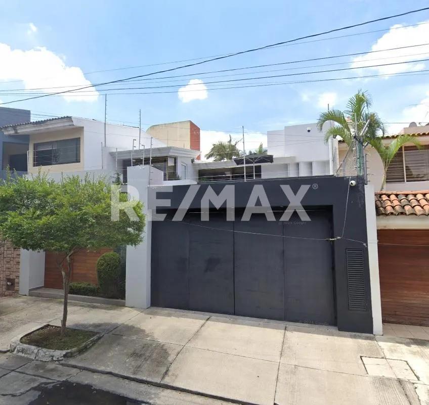 main property photo