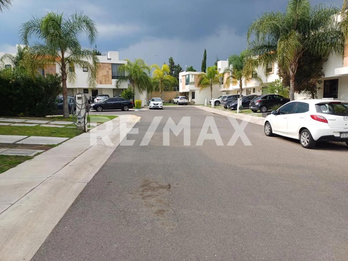 secondary property images 0