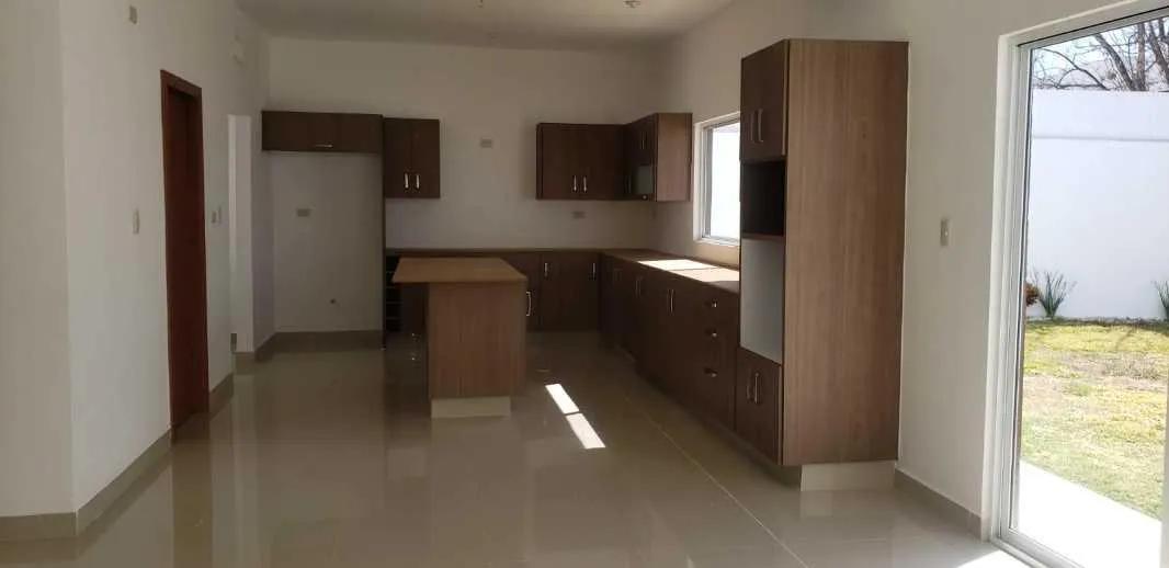 secondary property images 3