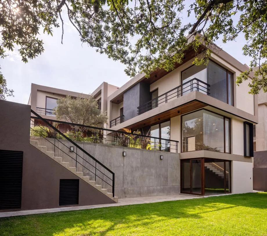 secondary property images 0