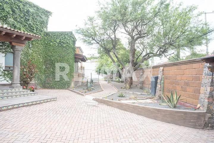 secondary property images 3