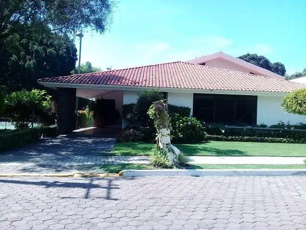 main property photo