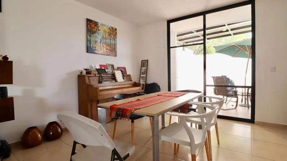 secondary property images 0