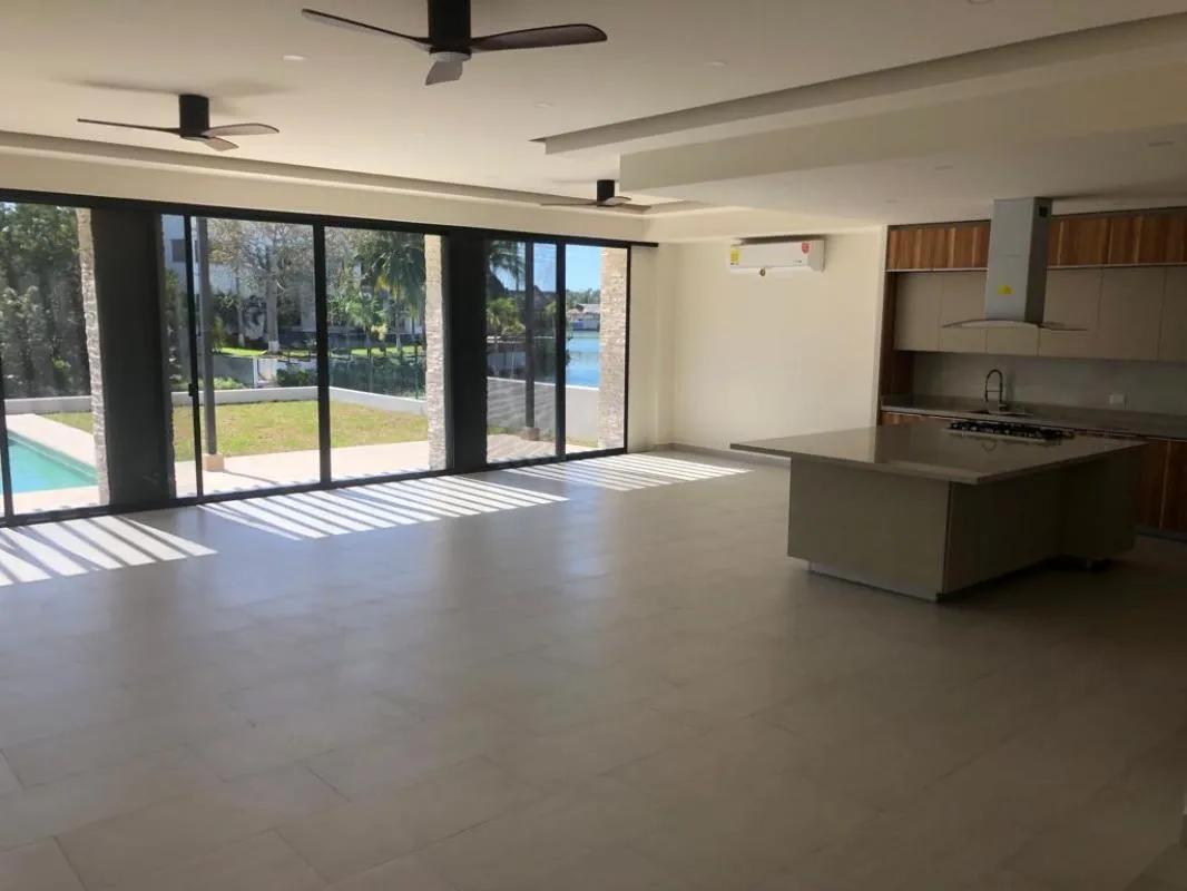 secondary property images 2